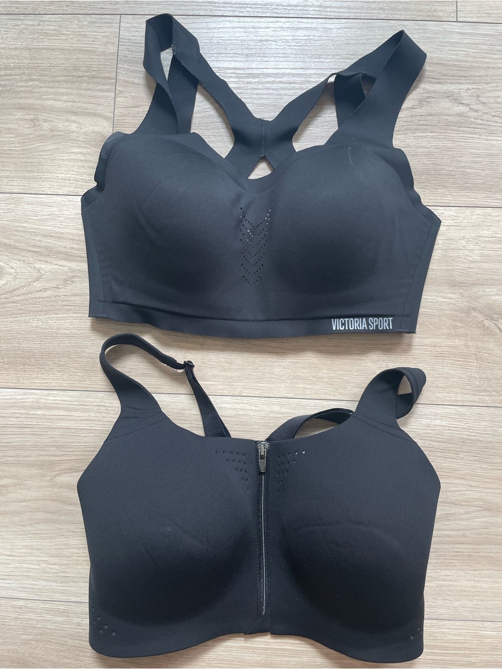 Victoria Sport Black High-Support Sports Bra